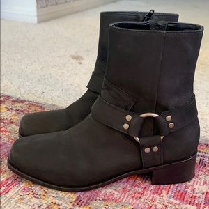 Biker style black boot